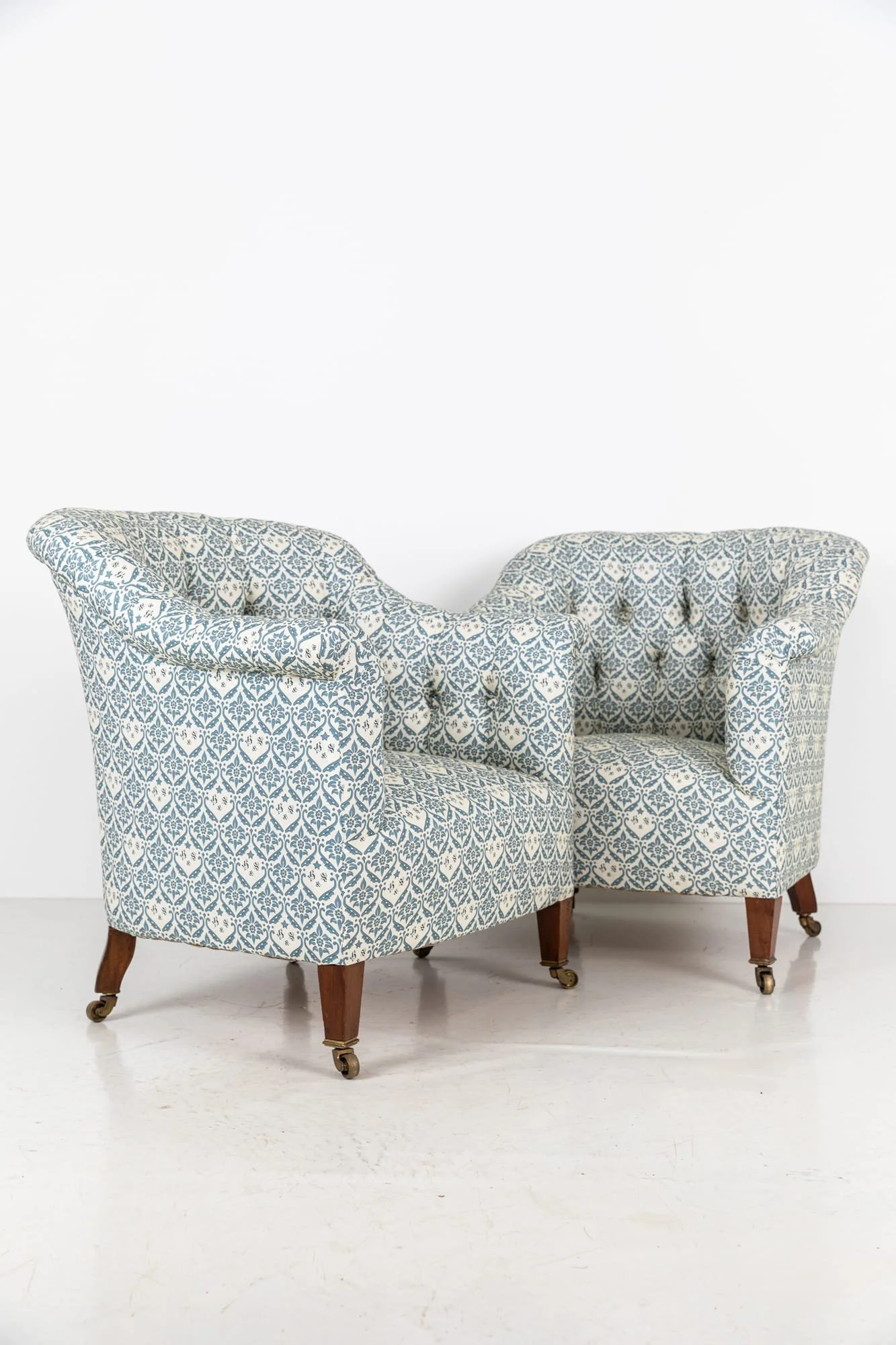 Antique Howard Sons Pickwell Armchairs Antiques Workshop